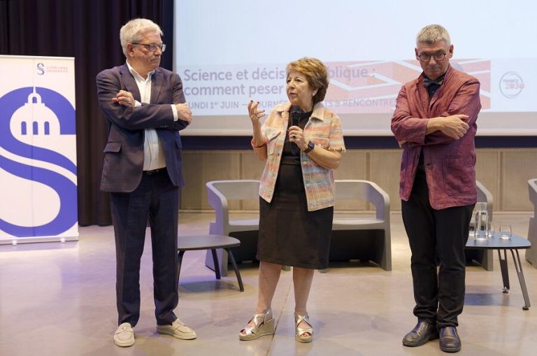 Comment la science peut-elle peser sur la décision publique ?